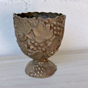 Vintage Metal 🍁 Leaf Foliage Scalloped Chalice Cup Home Accent Made in India